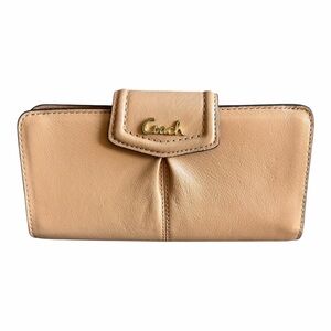 Coach Authentic Ashley Slim Envelope Wallet Camel Tan Leather Organizer